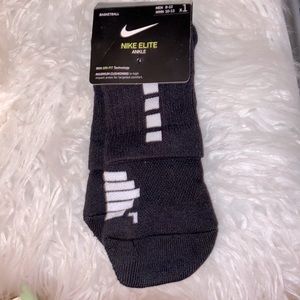 Brand new Nike ankle elite athletic socks